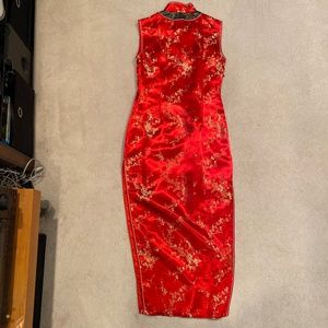 Chinese style dress (cheongsam) qipao